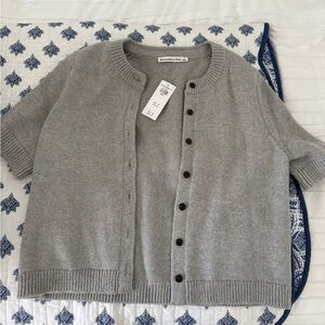 Abercrombie & Fitch Gray Knit Blouse